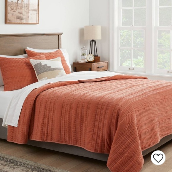 Threshold Bedding King Threshold Lofty Velvet Quilt Terracotta